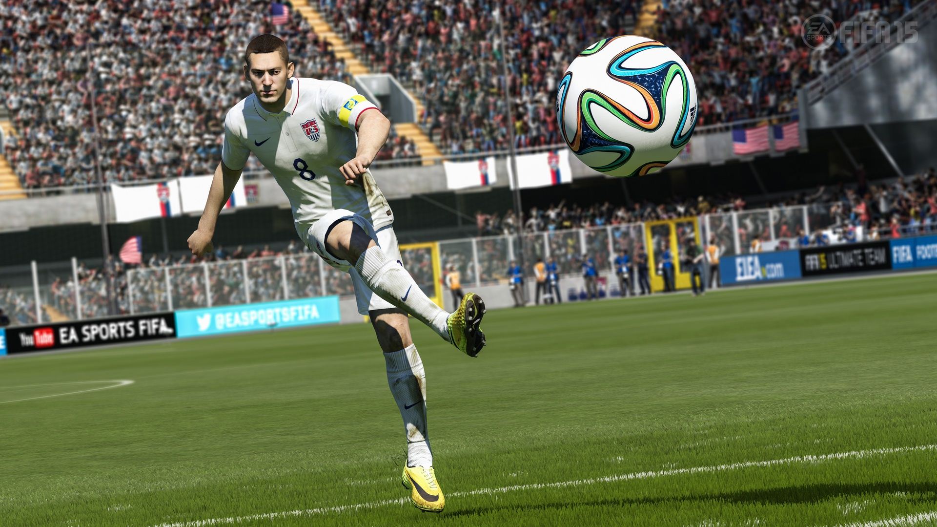 11 FIFA 15 reclaims top spot